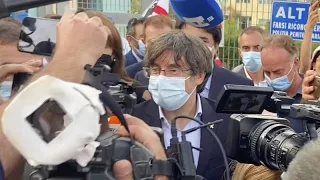 Carles Puigdemont leaves custody in Italy as Sánchez urges him to 'submit to Spanish justice'