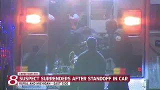 Suspect surrenders after standoff in car