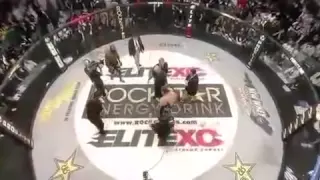 Kimbo Slice vs Tank Abbott in MMA fight   10Youtube com