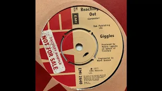 Giggles - Reaching Out (UK Junkshop Glam 77)