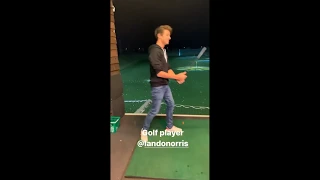 Carlos Sainz makes fun of Lando Norris' golfing skills