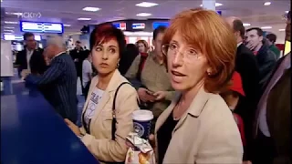 AIRLINE - Delayed Flight To France Causes Chaos!