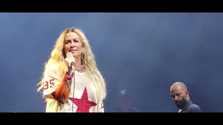 Alanis Morissette – Losing The Plot (Intro) & Wake Up (Live) St. Louis/Maryland Heights MO 9-18-2021