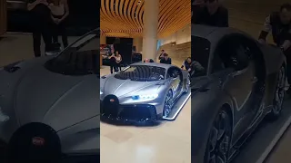 Bugatti Chiron profilee