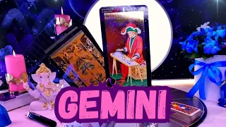 GEMINI I GOT CHILLS🤯 YOUR LIFE BASICALLY CHANGES OVERNIGHT! #GEMINI APRIL 2024 TAROT READING🔮