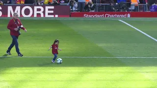 Mohamed Salah's Daughter - Makka 2019