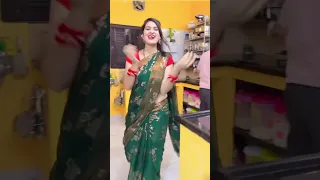 Itna achha husband sbko mile 🥰🥰 saree link @Glamourworldboutique