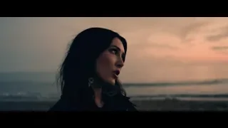 Aubrie Sellers - A Thousand Miles From Nowhere (Dwight Yoakam Cover)