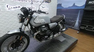 Có gì HOT tại showroom Moto Guzzi đầu tiên tại VN  - Motoplex? V7 Special, V9 Bobber và V85 TT