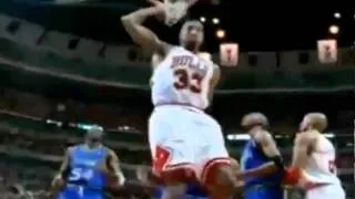 Amazing !!! Michael Jordan 's a fake pass to Scottie Pippen