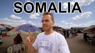 WALKING STREETS OF SOMALIA (You won't believe it's Somalia)