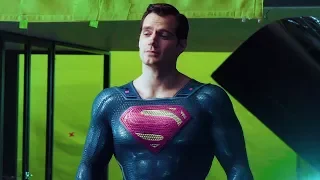 Snyder's Superman On The Set 'Justice League' Behind The Scenes