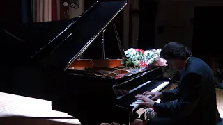 S.Rachmaninov. Prelude in b minor, op.32-10 Karen Kornienko, piano