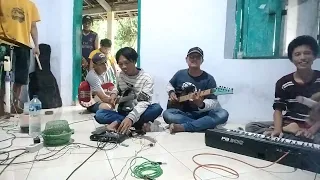 Chek Sound Bersama Teman Lama