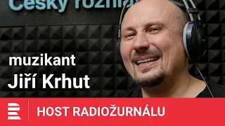 Jiří Krhut: Na koncertech jemně valíme do lidí silně nekorektní humor