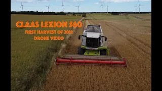 Claas Lexion 560 combine first harvest of 2022 - mejetærsker
