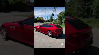 Ferrari FF 2012рік з обьємом 6262 л