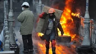 Ukraine crisis: protesters targetted by snipers in Kiev