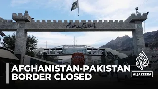 Main Afghanistan-Pakistan border crossing closed after guards exchange fire