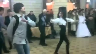 Лезгинка   девушка красиво танцует   Lezginka amazing dancing girl