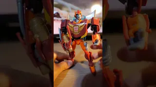 Transformers Animated Hotrod Deluxe Toy Review