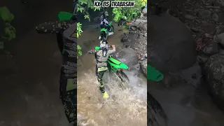 KX 85 Trabasan Jalur Sungai |#motocros#trailadventure#shorts#enduro#kx85#viralshorts