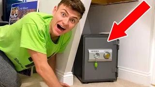 I FOUND A SECRET HIDDEN SAFE!! (SUPER RARE FIND)