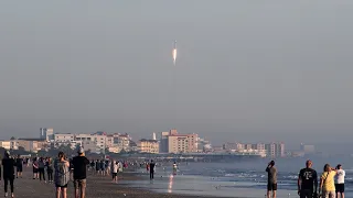 SpaceX Falcon 9 B1058 Starlink 4-1 Launch From Cocoa Beach in 4k UHD