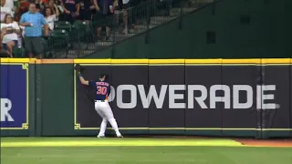 Kyle Tucker Makes a Killer Catch at the Wall - Angels vs. Astros  6/02/23