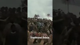 Traditional ladies dance & man‘s war dance