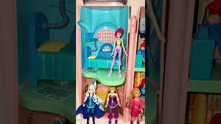 Which one is better?! Winx Club doll *Alfea Castle* doll houses