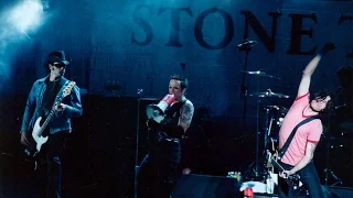 STP LIVE 2001 FULL SHOW and Bonus VH1 Storytellers Big Empty(Full) and Creep (partial)