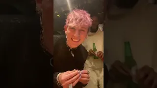 Machine Gun Kelly Instagram live 25.03.2022