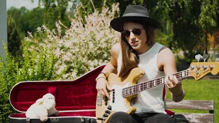 Kinga Głyk - Dean Town - Vulfpeck - bass cover