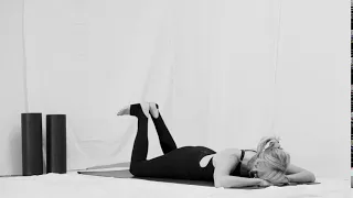 How to do the Heel Squeeze Prone Pilates Exercise?