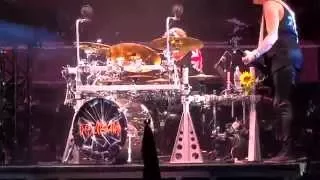 Def Leppard LIVE 2015 - Switch 625 + Drum Solo - Hollywood Casino Amphitheater - Tinley Park, IL