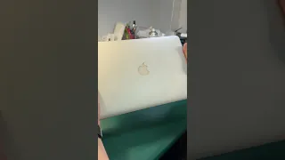 MacBook Pro 15 вздутая зачистка!