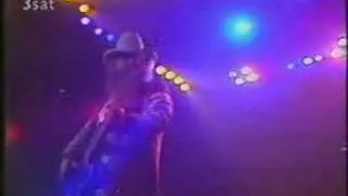 ZZ Top - "Groovy Little Hippy Pad" - Live 1982