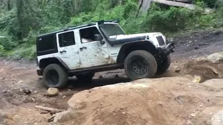 Jeep Wrangler jk crazy rock climb 2