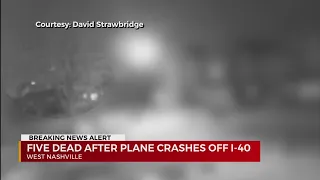 5 dead after plane crashes off I-40 in Nashville