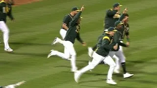 5/6/17: Rosales' walk-off single propels A's to win