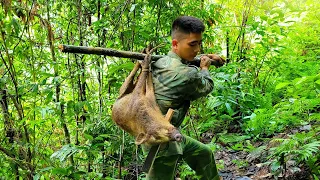 FULL VIDEO: wild boar attacks people, survive alone, skills, boar traps, survival instincts