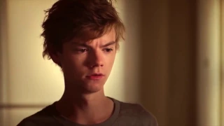 Thomas Brodie Sangster Sexy Moments