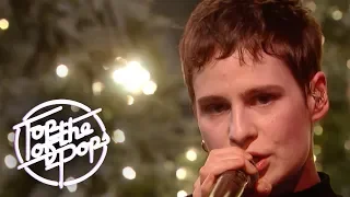 Christine & The Queens - Girlfriend (Top Of The Pops New Year 2018)