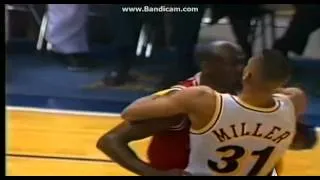 Michael Jordan Vs Reggie Miller (1993)