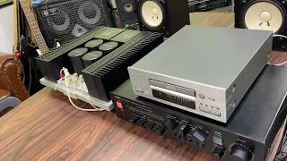 YAMAHA C-6 PRE AMP / PIONEER M-22 POWER AMP