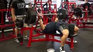 420lb Bench Press at 20 Years Old