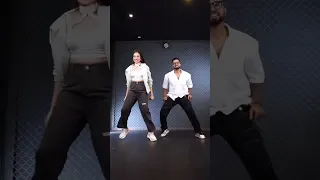 Nashe Se Chad Gyi x Chaleya ( Dance Cover ) Ishpreet Dang Tejas Dhoke #shorts