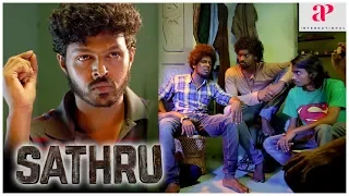 Sathru Movie Scenes | Laguparan abducts two kids for ransom | Kathir hands over the money