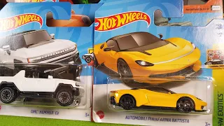 Various new Hot Wheels cars for the diecast collection